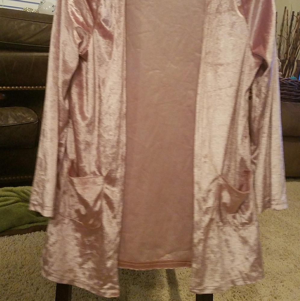 Small velvet blazer never worn